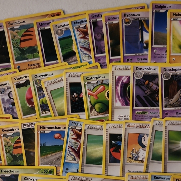 Assorted Pokemon Cards - Picture 3 of 14